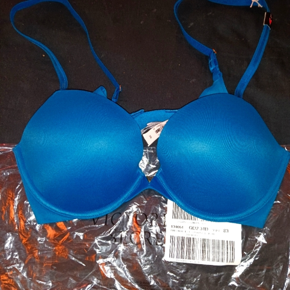 Victoria's secret freedom fit smooth bra